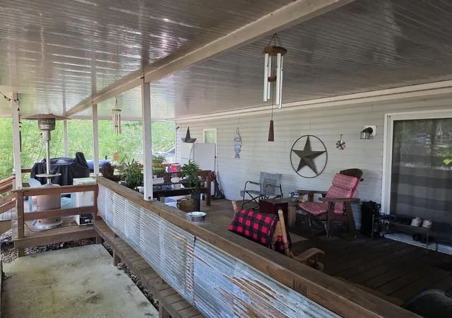 Photo 3 of Manufactured home for sale at 108 Crossfield Dr, Springville, TN 38256 | MLS# 3545729 | Listing updated on 2026-09-24