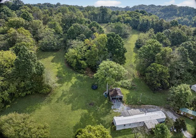 Photo 4 of Land for sale at 3890 Robinson Rd, Thompsons Station, TN 37179 | MLS# 3545793 | Listing updated on 2026-09-15