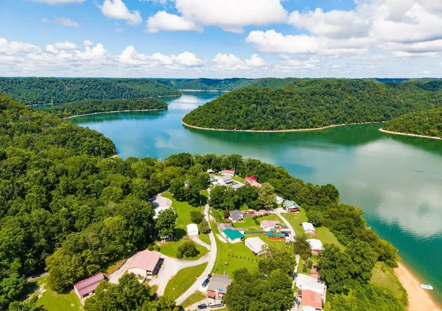 Photo 3 of Single family home for sale at 1369 Austin Lake Rd, Baxter, TN 38544 | MLS# 3546698 | Listing updated on 2026-09-15