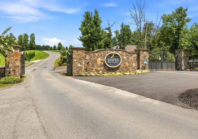 Photo 1 of Single family home for sale at 2500 Raulston Fls Rd, Jasper, TN 37347 | MLS# 3547817 | Listing updated on 2026-09-15