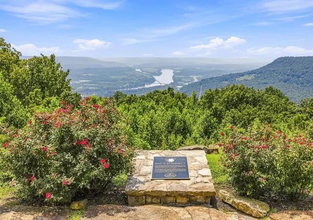 Photo 3 of Single family home for sale at 2500 Raulston Fls Rd, Jasper, TN 37347 | MLS# 3547817 | Listing updated on 2026-09-15