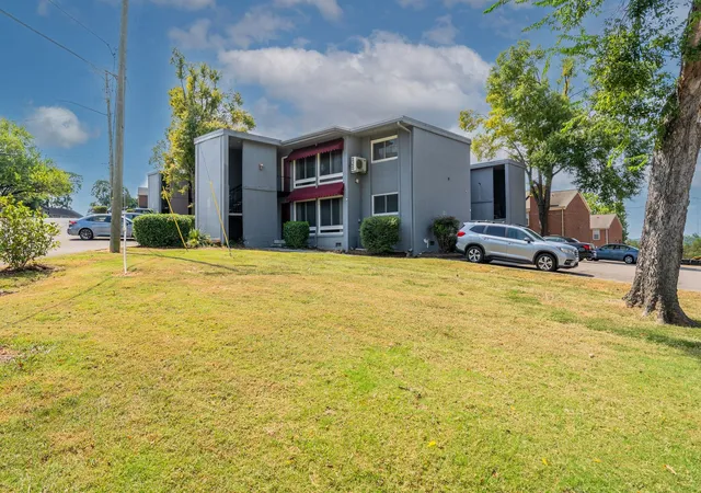 Photo 2 of Condo for sale at 201 Acklen Park Dr #8, Nashville, TN 37203 | MLS# 3546938 | Listing updated on 2026-09-14