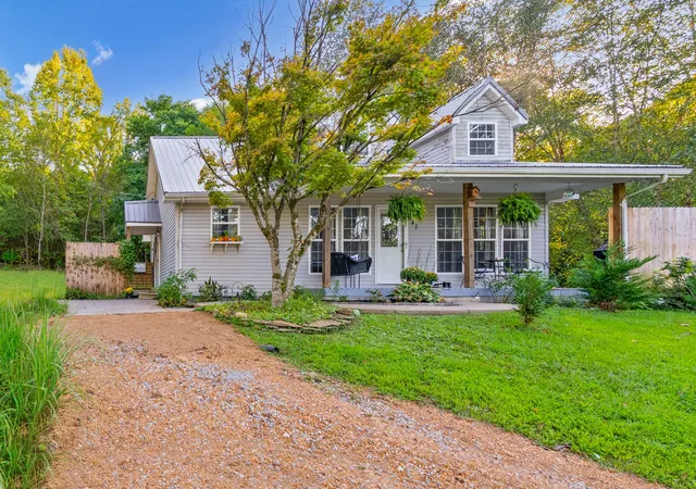 Photo 2 of Single family home for sale at 45 Missouri Ct, Cadiz, KY 42211 | MLS# 3592547 | Listing updated on 2026-09-24