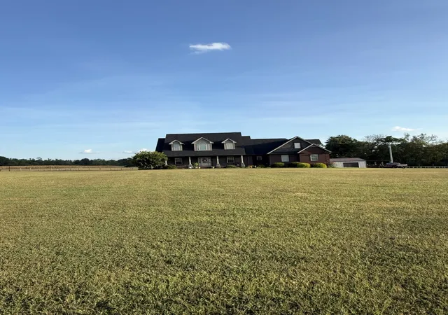 Single family home for sale at 3326 Highway 52 E, Lafayette, TN 37083 | MLS# 3545889 | Listing updated on 2026-10-05