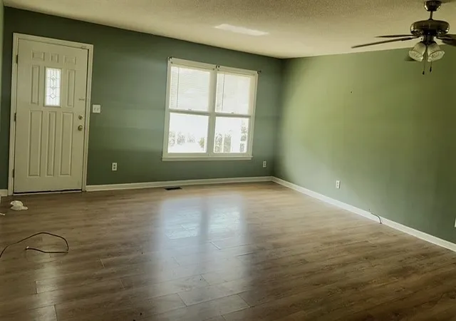 Photo 2 of Single family home for sale at 137 Shelbyville Hwy, Fayetteville, TN 37334 | MLS# 3545926 | Listing updated on 2026-09-18