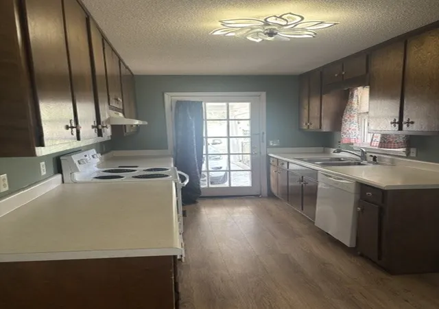 Photo 3 of Single family home for sale at 137 Shelbyville Hwy, Fayetteville, TN 37334 | MLS# 3545926 | Listing updated on 2026-09-18