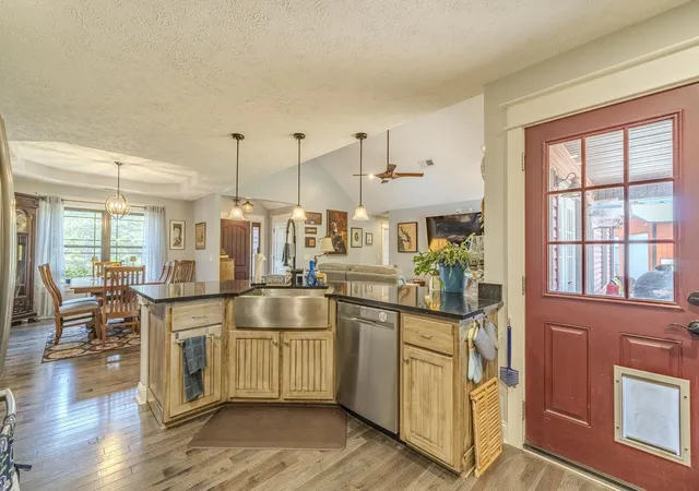 Photo 3 of Single family home for sale at 251 Fairy Tale Way, Savannah, TN 38372 | MLS# 3545887 | Listing updated on 2026-10-09