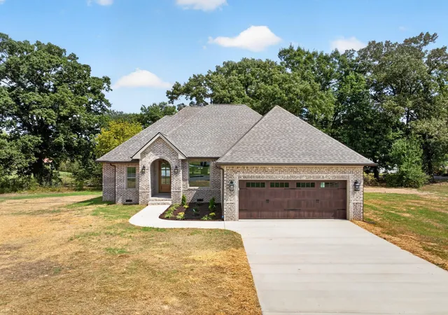 Photo 3 of Single family home for sale at 89 Lexington Stop Dr, Rock Spring, GA 30739 | MLS# 3545905 | Listing updated on 2026-09-13