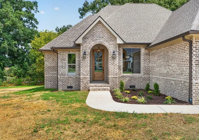 Photo 3 of Single family home for sale at 89 Lexington Stop Dr, Rock Spring, GA 30739 | MLS# 3545905 | Listing updated on 2026-09-13