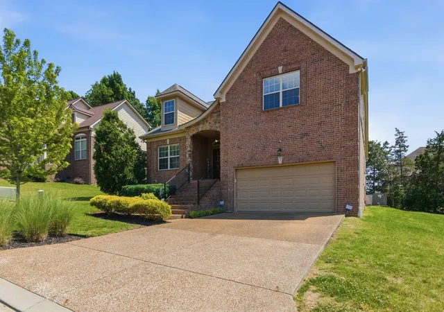 Photo 3 of Single family home for sale at 4127 Oakstone Dr, Smyrna, TN 37167 | MLS# 3545952 | Listing updated on 2026-09-13