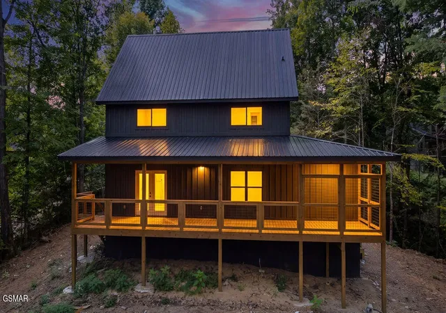 Photo 1 of Single family home for sale at 2759 Owls Cvs Way, Sevierville, TN 37862 | MLS# 3545958 | Listing updated on 2026-09-11