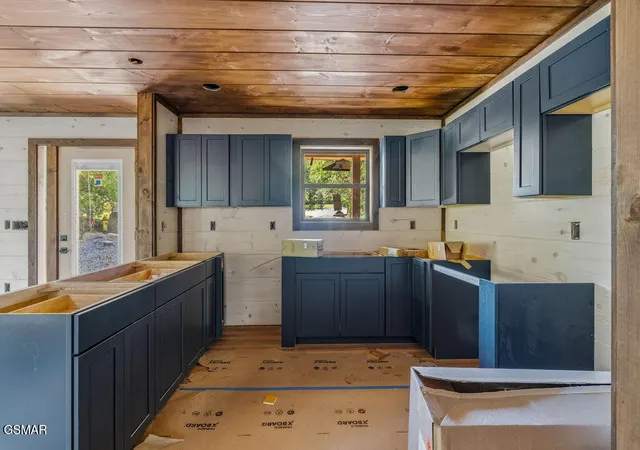 Photo 4 of Single family home for sale at 2759 Owls Cvs Way, Sevierville, TN 37862 | MLS# 3545958 | Listing updated on 2026-09-11