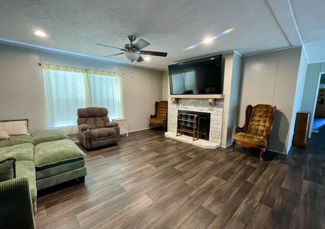 Photo 3 of Manufactured home for sale at 120 County Rd 46, Athens, TN 37303 | MLS# 3546112 | Listing updated on 2026-09-10