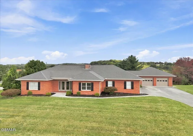 Photo 1 of Single family home for sale at 1272 Stonewall Jackson Dr, Dandridge, TN 37725 | MLS# 3591880 | Listing updated on 2026-09-22