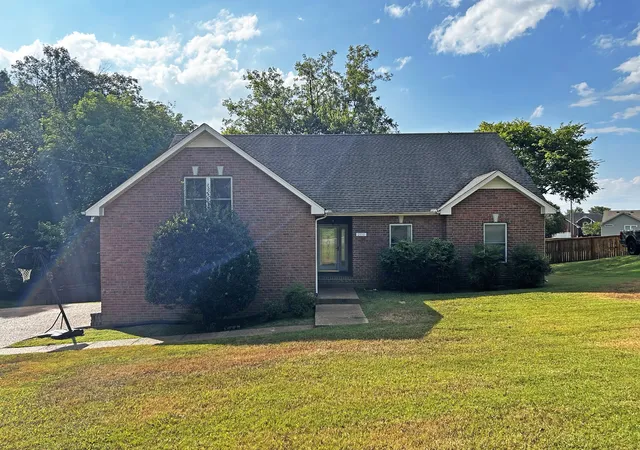Photo 1 of Single family home for sale at 2110 Creek Trl, Goodlettsville, TN 37072 | MLS# 3546045 | Listing updated on 2026-09-10