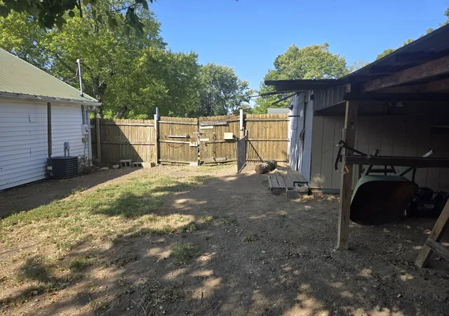 Photo 3 of Single family home for sale at 474 High St E, Mc Ewen, TN 37101 | MLS# 3546091 | Listing updated on 2026-09-10