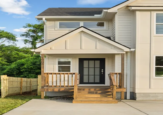 Photo 4 of Single family home for sale at 1905 Westchester Dr, Nashville, TN 37207 | MLS# 3546905 | Listing updated on 2026-09-14