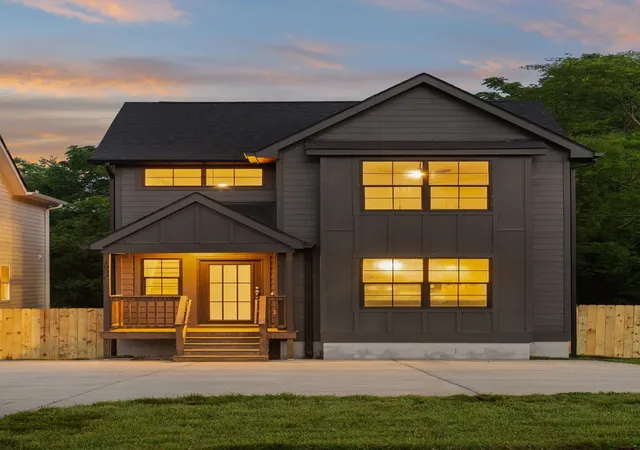 Photo 2 of Single family home for sale at 1907 Westchester Dr, Nashville, TN 37207 | MLS# 3546901 | Listing updated on 2026-09-11
