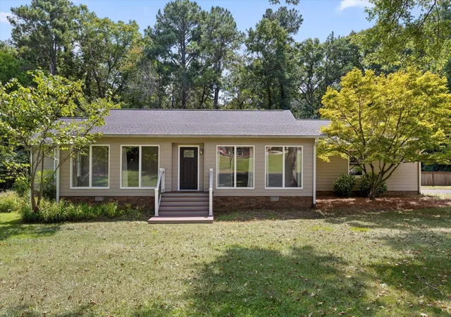 Photo 1 of Single family home for sale at 603 Lavista Rd, Dalton, GA 30720 | MLS# 3546108 | Listing updated on 2026-09-11