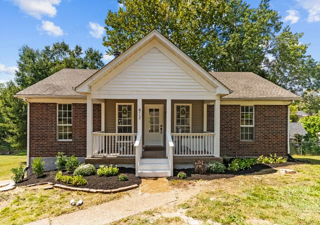 Photo 3 of Single family home for sale at 412 Paulson Ct, Antioch, TN 37013 | MLS# 3546169 | Listing updated on 2026-09-15