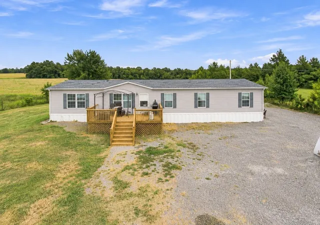 Photo 1 of Manufactured home for sale at 255 Miller Ln, Smithville, TN 37166 | MLS# 3546853 | Listing updated on 2026-09-15