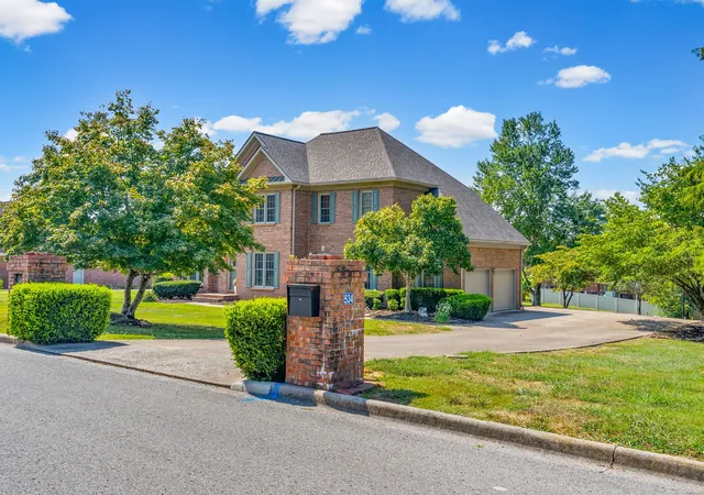 Photo 2 of Single family home for sale at 534 Pond Apple Rd, Clarksville, TN 37043 | MLS# 3546292 | Listing updated on 2026-09-15