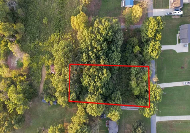 Photo 4 of Land for sale at 0 Reese St, Shelbyville, TN 37160 | MLS# 3546190 | Listing updated on 2026-09-10