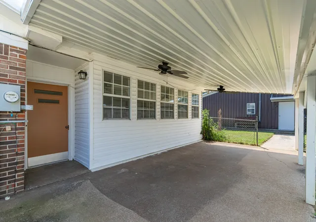 Photo 4 of Single family home for sale at 407 Kirk St, Lawrenceburg, TN 38464 | MLS# 3546729 | Listing updated on 2026-09-12
