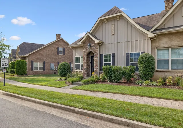Photo 2 of Single family home for sale at 254 Glennister Ct, Gallatin, TN 37066 | MLS# 3546673 | Listing updated on 2026-09-30
