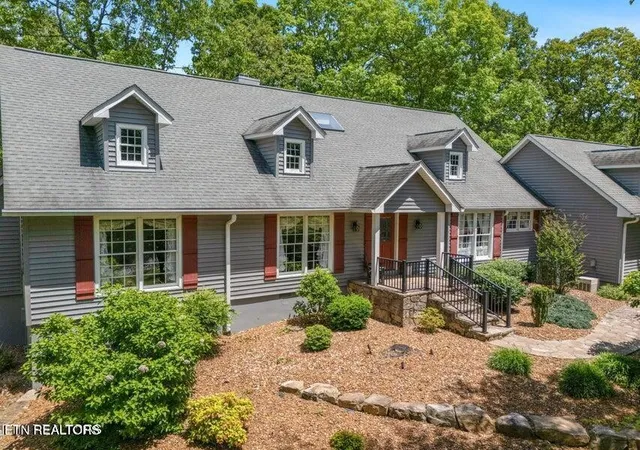 Photo 4 of Single family home for sale at 15 Cloverdale Cir, Crossville, TN 38558 | MLS# 3546309 | Listing updated on 2026-09-11