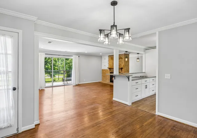 Photo 2 of Single family home for sale at 2632 Windemere Dr, Nashville, TN 37214 | MLS# 3546312 | Listing updated on 2026-10-04