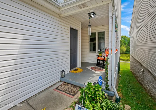 Photo 4 of Single family home for sale at 6712 Water Lilly Way, Knoxville, TN 37918 | MLS# 3546328 | Listing updated on 2026-09-11