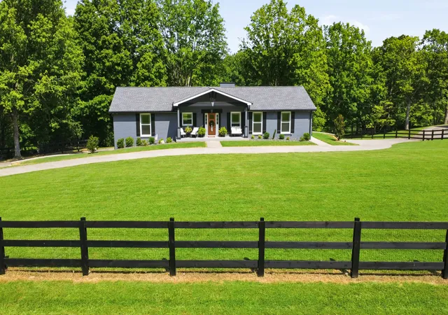 Photo 2 of Sale Pending at 224 Norma Ct, Clarksville, TN 37043 | MLS# 3547126 | Listing updated on 2026-09-14