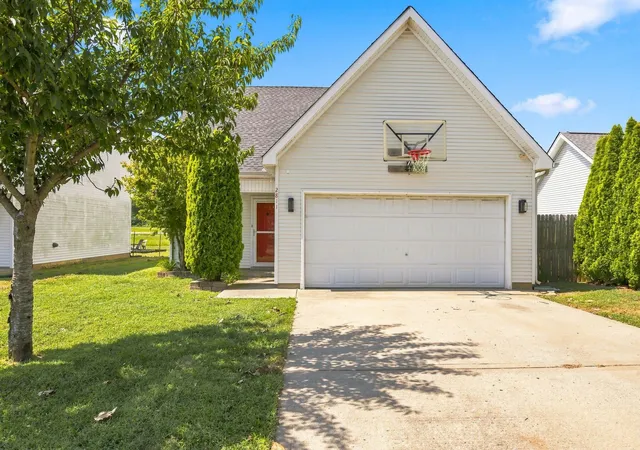 Photo 1 of Single family home for sale at 2811 Elijah Dr, Murfreesboro, TN 37129 | MLS# 3546680 | Listing updated on 2026-09-12