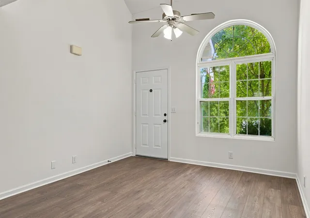 Photo 4 of Single family home for sale at 2811 Elijah Dr, Murfreesboro, TN 37129 | MLS# 3546680 | Listing updated on 2026-09-12