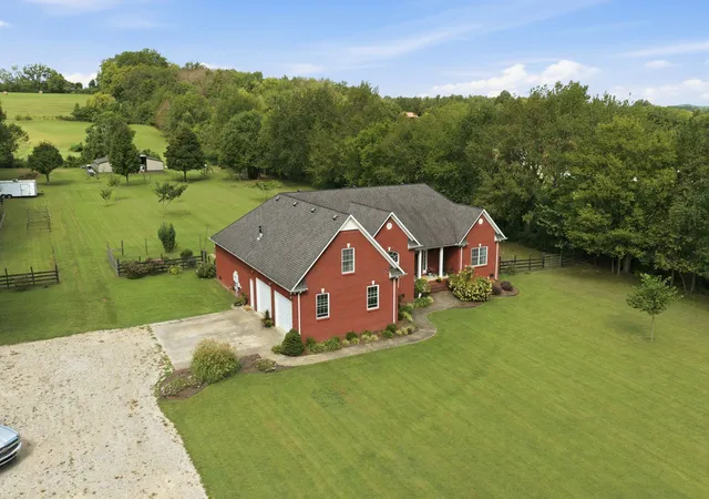 Photo 3 of Sale Pending at 8070 New Lawrenceburg Hwy, Mount Pleasant, TN 38474 | MLS# 3546849 | Listing updated on 2026-10-28