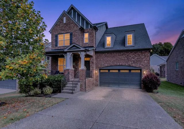 Photo 2 of Single family home for sale at 733 Masters Way, Mount Juliet, TN 37122 | MLS# 3546821 | Listing updated on 2026-10-22