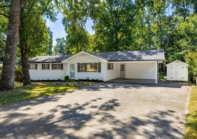 Photo 2 of Single family home for sale at 1109 Peerless Dr Nw, Cleveland, TN 37312 | MLS# 3547033 | Listing updated on 2026-09-15