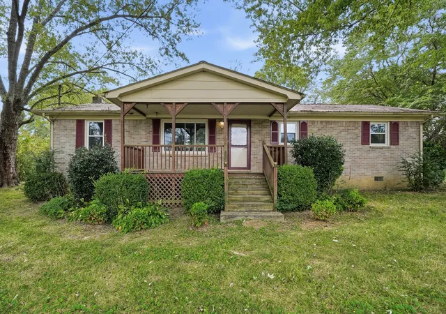 Photo 1 of Single family home for sale at 276 Circle Hl Dr, Mc Minnville, TN 37110 | MLS# 3592175 | Listing updated on 2026-09-15
