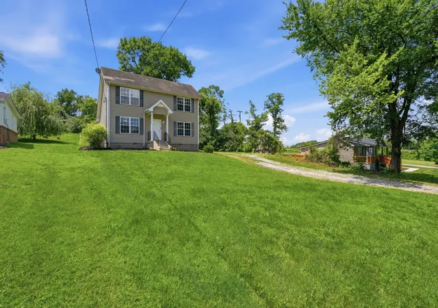 Photo 3 of Single family home for sale at 263 Rockland Rd, Hendersonville, TN 37075 | MLS# 3546844 | Listing updated on 2026-09-14
