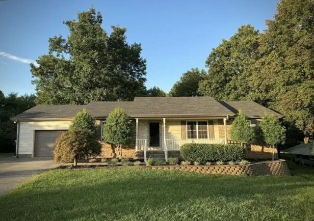 Photo 1 of Single family home for sale at 205 Rose St, Greenbrier, TN 37073 | MLS# 3546941 | Listing updated on 2026-09-12