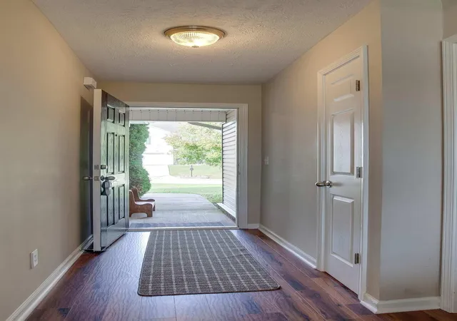 Photo 3 of Single family home for sale at 3004 Ping Ct, Spring Hill, TN 37174 | MLS# 3546855 | Listing updated on 2026-09-14
