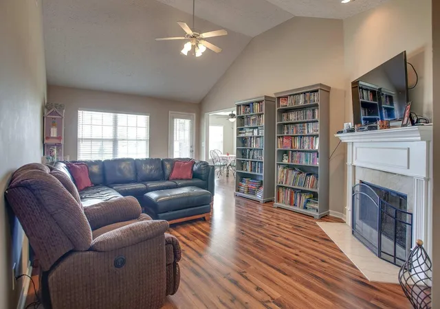 Photo 4 of Single family home for sale at 3004 Ping Ct, Spring Hill, TN 37174 | MLS# 3546855 | Listing updated on 2026-09-14