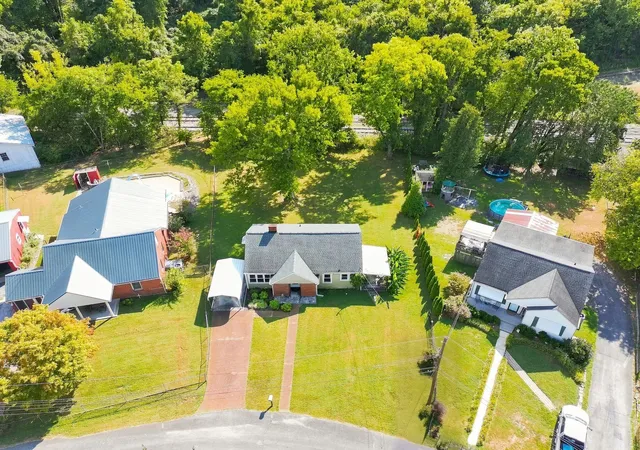 Photo 2 of Single family home for sale at 108 Turpin Cir, Columbia, TN 38401 | MLS# 3547204 | Listing updated on 2026-10-01
