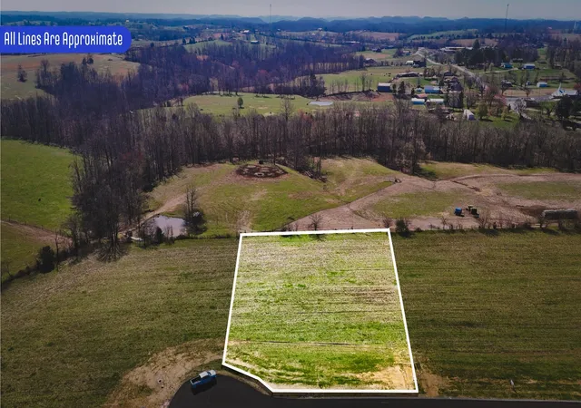 Land for sale at 240 Daniel Ln, Westmoreland, TN 37186 | MLS# 3592497