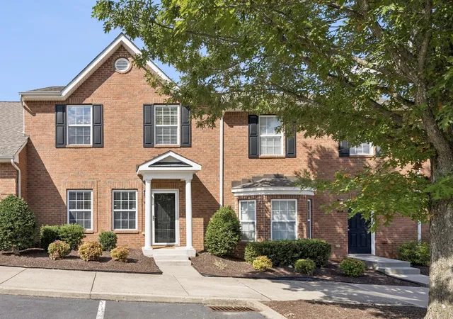Photo 2 of Townhouse for sale at 1101 Downs Blvd #233, Franklin, TN 37064 | MLS# 3546974 | Listing updated on 2026-09-23