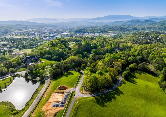 Photo 4 of Land for sale at 1140 Crestview Dr, Pigeon Forge, TN 37863 | MLS# 3591884 | Listing updated on 2026-09-24