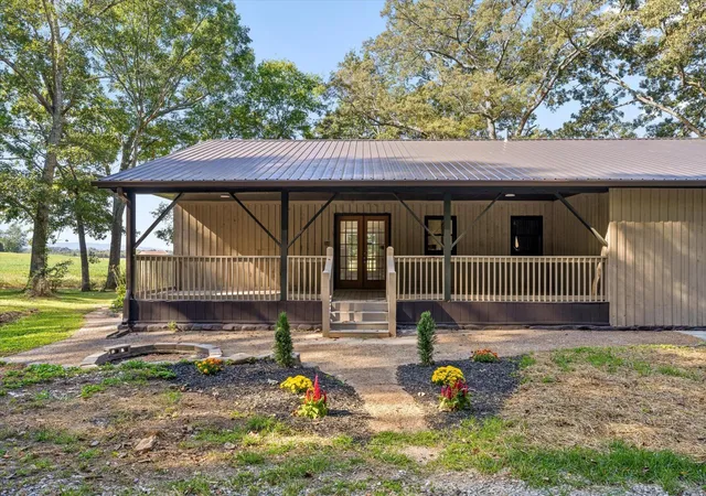 Photo 3 of Single family home for sale at 740 Alex Marlow Rd, Hillsboro, TN 37342 | MLS# 3546912 | Listing updated on 2026-09-25