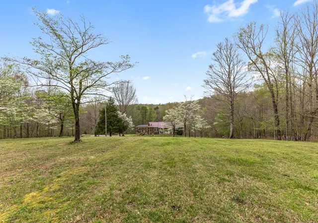 Photo 3 of Single family home for sale at 180 Hill Rd, Vanleer, TN 37181 | MLS# 3546961 | Listing updated on 2026-09-14