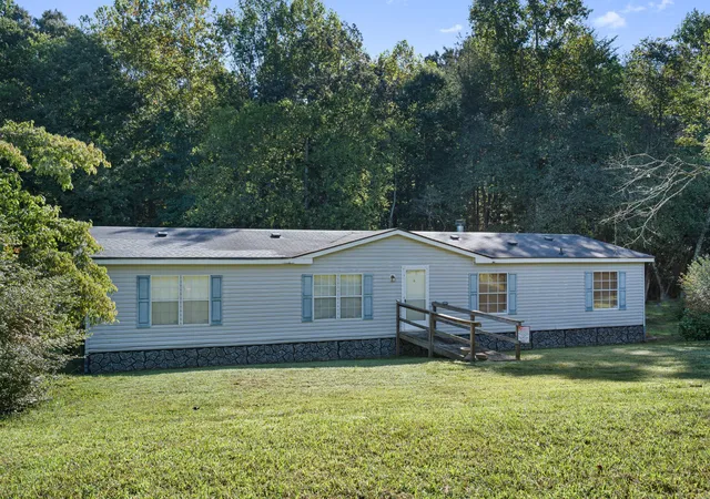 Photo 2 of Sale Pending at 248 Cricket Ln, Dayton, TN 37321 | MLS# 3547091 | Listing updated on 2026-09-26